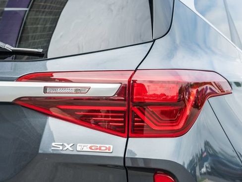 Used 2021 Kia Seltos SX w/ SX Sunroof Package AWD/4WD image 8