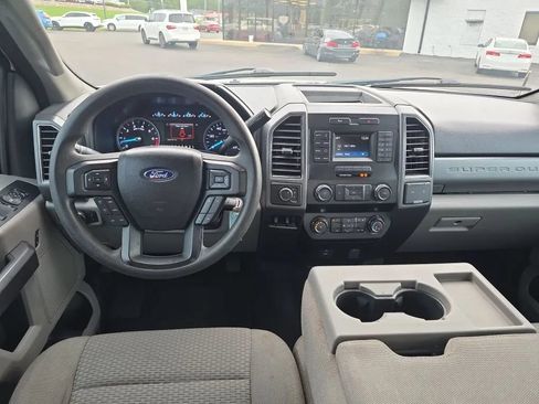 Used 2019 Ford F250 XLT AWD/4WD image 14