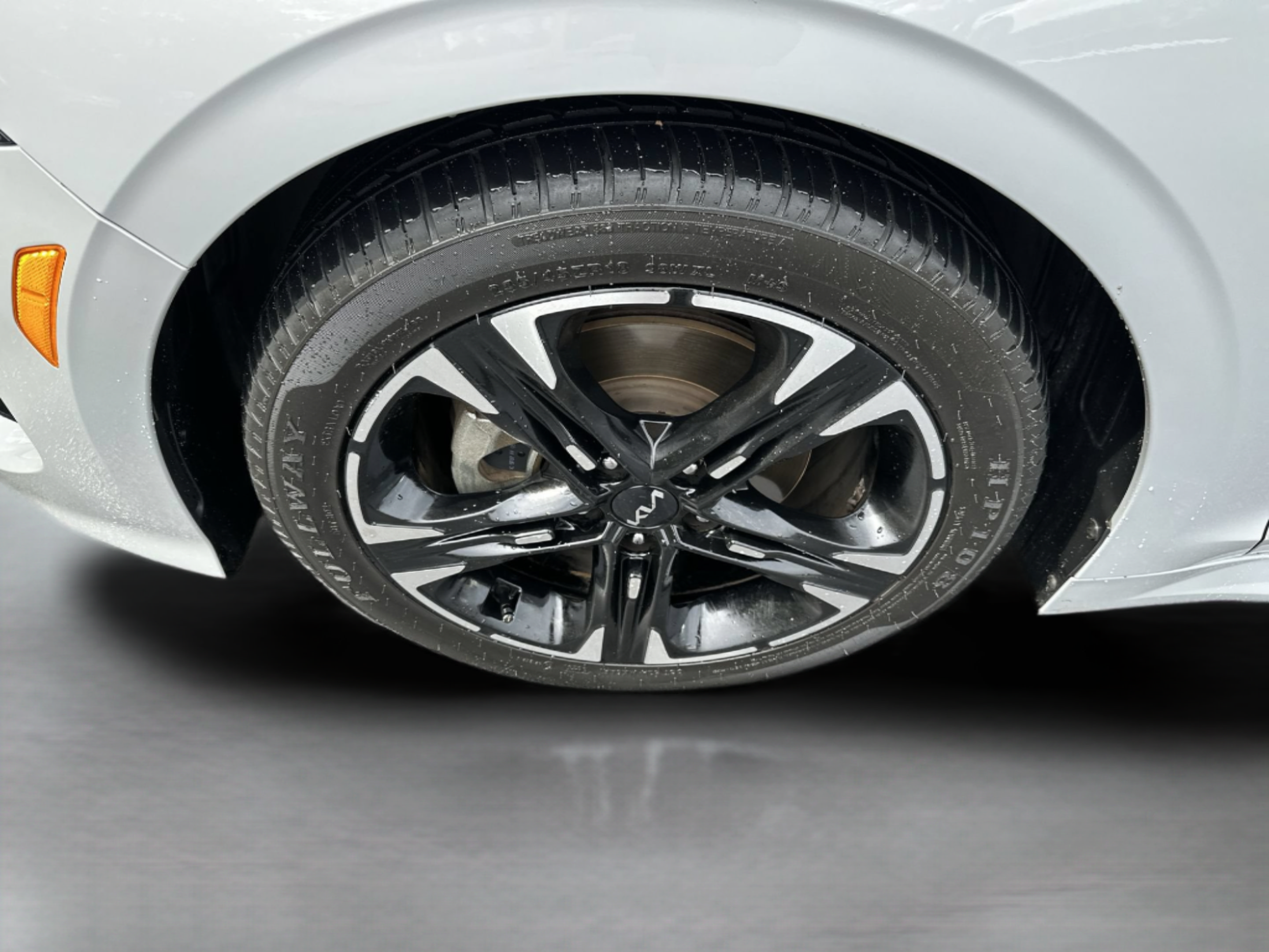 Used 2023 Kia K5 GT-Line FWD image 29
