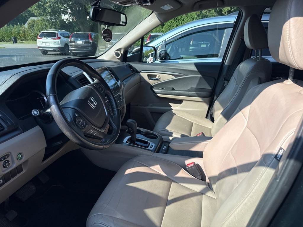 Used 2017 Honda Pilot EX-L image 9