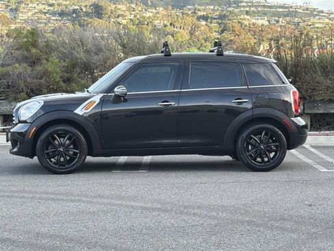 Used 2011 MINI Cooper Countryman image 3