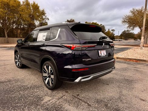 New 2026 Mitsubishi Outlander SEL FWD image 5