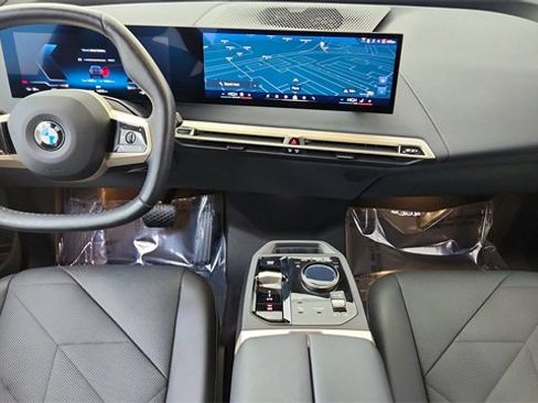 Used 2026 BMW iX xDrive45 image 35