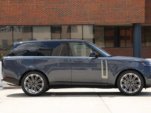 New 2026 Land Rover Range Rover SE AWD/4WD image 4