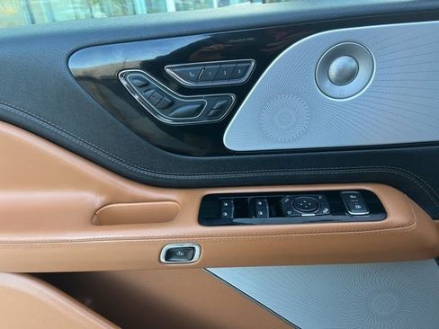 Used 2020 Lincoln Aviator Black Label w/ Dynamic Handling Package image 46