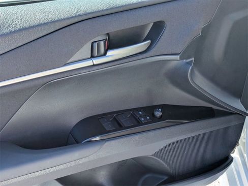 Used 2025 Toyota Camry LE image 13