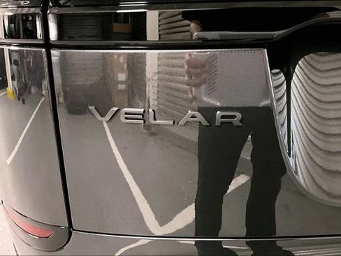 Certified 2026 Land Rover Range Rover Velar Dynamic SE AWD/4WD image 7