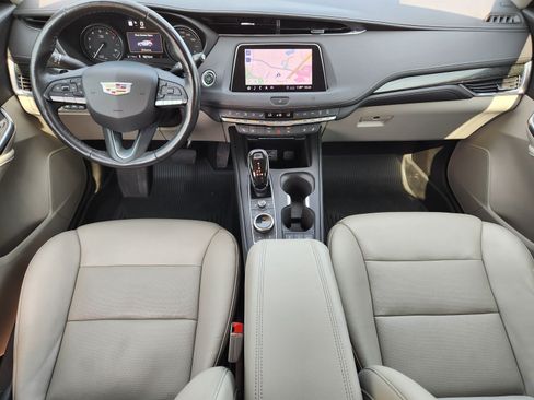 Used 2020 Cadillac XT4 Premium Luxury FWD image 9