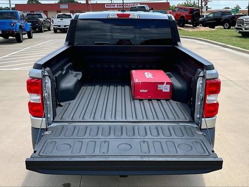 Used 2022 Ford Maverick Lariat FWD image 14