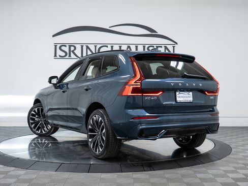 New 2026 Volvo XC60 B5 Ultra w/ Climate Package image 28
