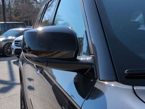 New 2026 Jeep Grand Cherokee Altitude image 11