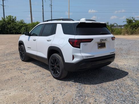 New 2027 GMC Terrain Elevation w/ Elevation Premium Package FWD image 3