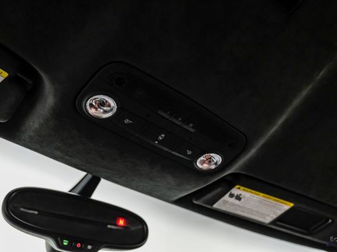 Used 2010 Audi R8 V10 image 47