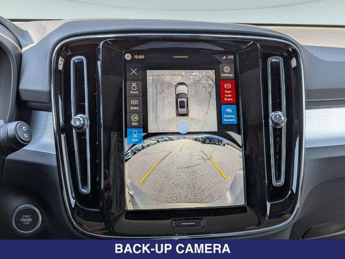 New 2026 Volvo XC40 B5 Ultra w/ Climate Package image 22