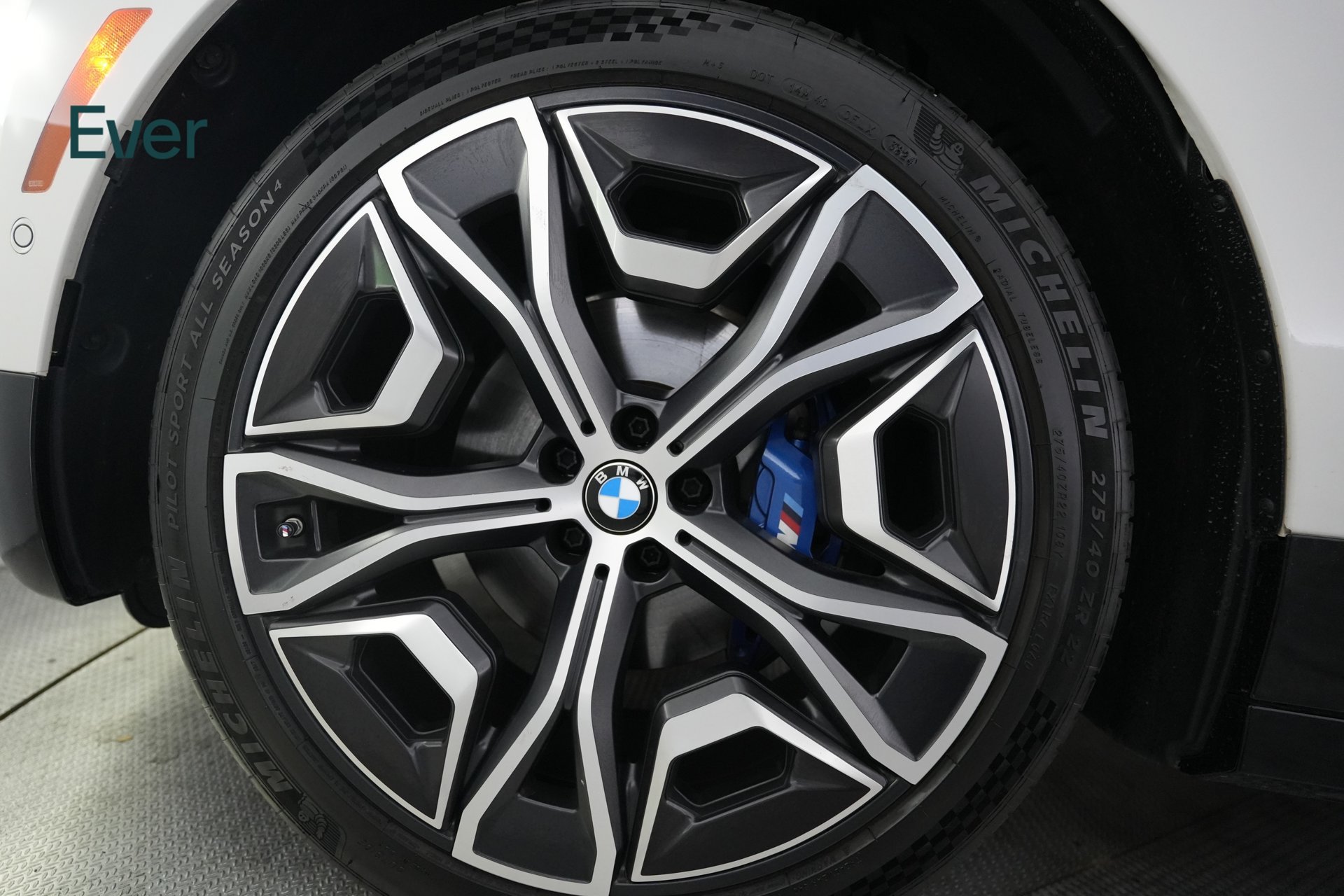 Used 2023 BMW iX M60 AWD/4WD image 21