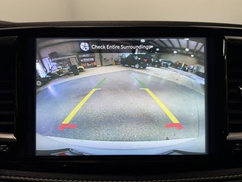 Used 2026 Chrysler Pacifica Limited AWD/4WD image 11