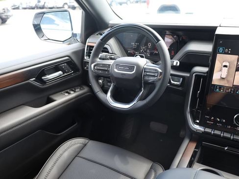 New 2026 GMC Yukon XL Denali w/ Denali Reserve Package AWD/4WD image 21