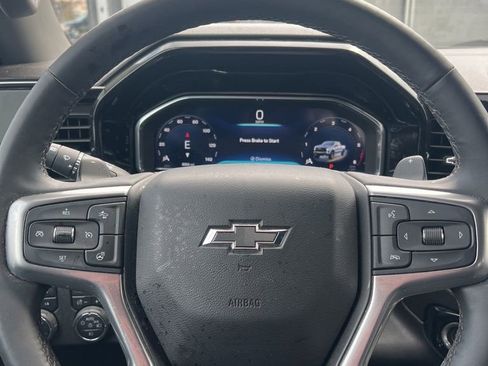 Used 2024 Chevrolet Silverado 1500 LT Trail Boss image 31