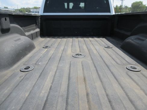 Used 2025 RAM 3500 Limited AWD/4WD image 10