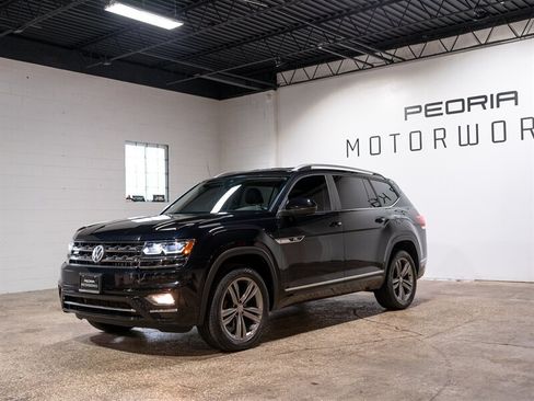 Used 2019 Volkswagen Atlas SE w/ Towing Package AWD/4WD image 3