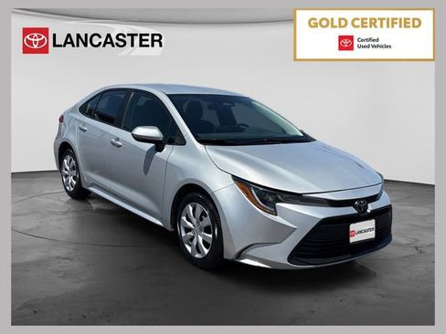 Used 2024 Toyota Corolla LE FWD image 1