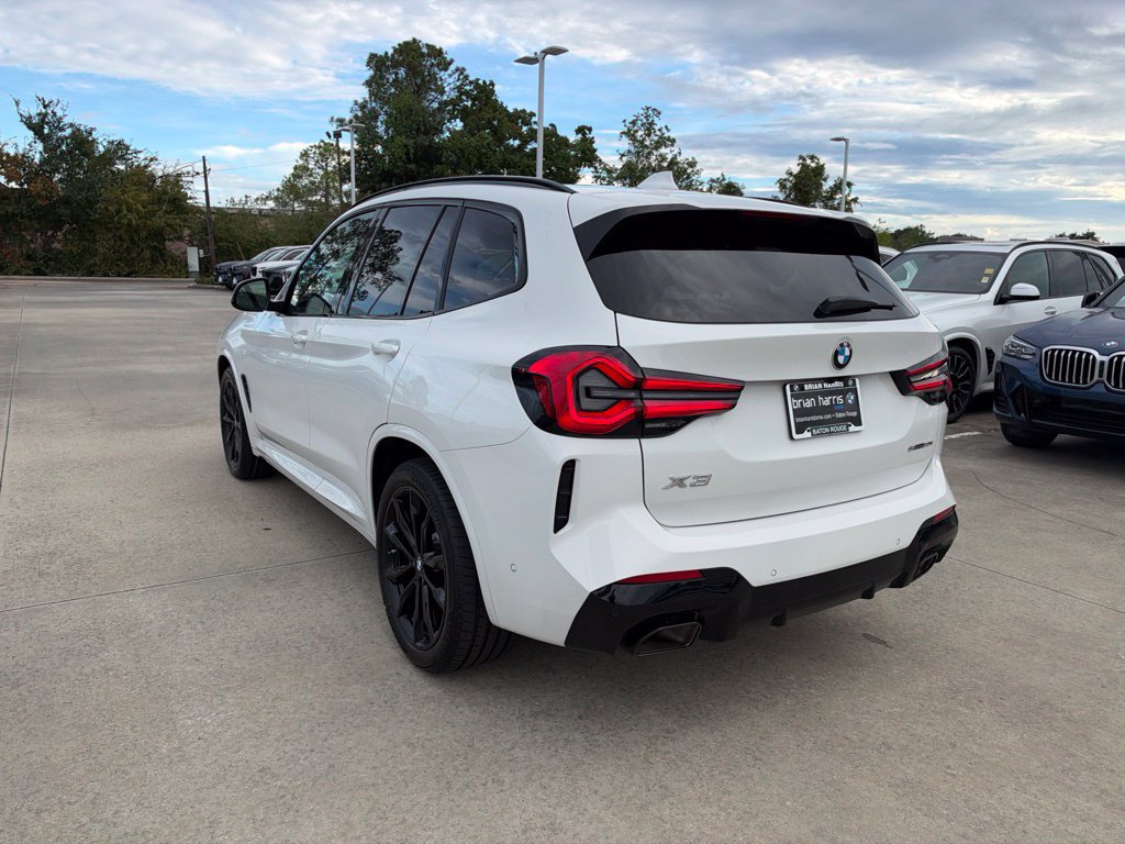 Certified 2024 BMW X3 sDrive30i w/ Premium Package RWD image 3
