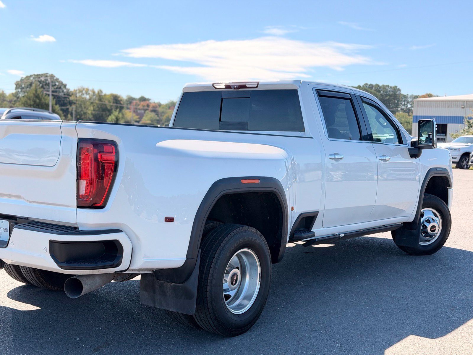 Used 2021 GMC Sierra 3500 Denali w/ Denali Ultimate Package AWD/4WD image 24