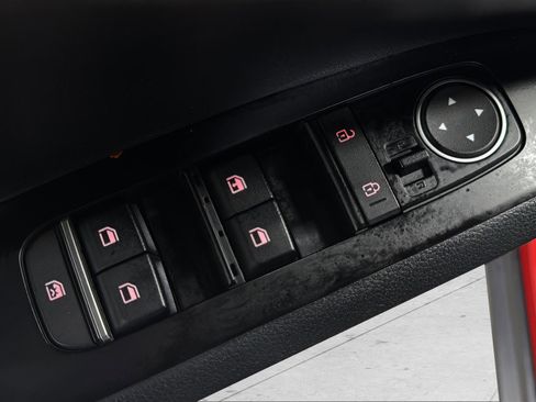 Used 2021 Kia Soul LX image 14