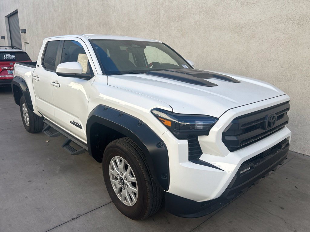 Used 2024 Toyota Tacoma SR5 RWD image 2