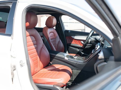 Used 2021 Mercedes-Benz C 300 Sedan image 17