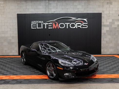 Used 2008 Chevrolet Corvette Coupe RWD image 3