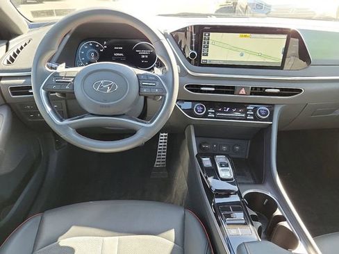Used 2020 Hyundai Sonata SEL Plus w/ Tech Package image 11