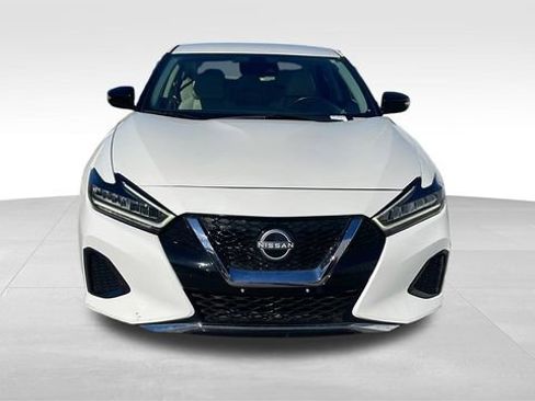 Used 2023 Nissan Maxima SV w/ Floor Mat Group image 2