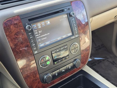 Used 2013 Chevrolet Tahoe Hybrid image 30