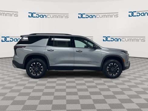 New 2026 Chevrolet Traverse Z71 w/ Driver Confidence Package AWD/4WD image 9