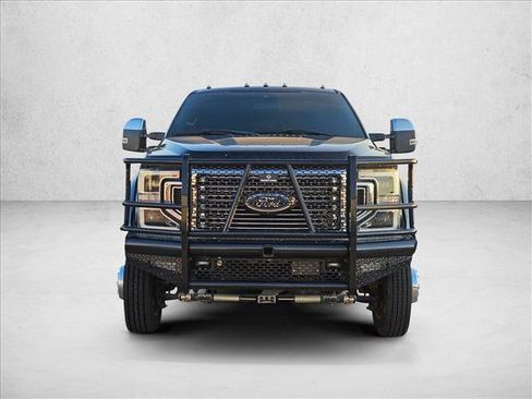 Used 2022 Ford F450 Platinum w/ FX4 Off-Road Package AWD/4WD image 2