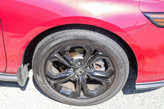 Used 2025 Honda Accord SE image 7