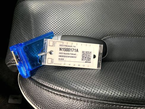 Used 2023 Hyundai Palisade Limited image 32