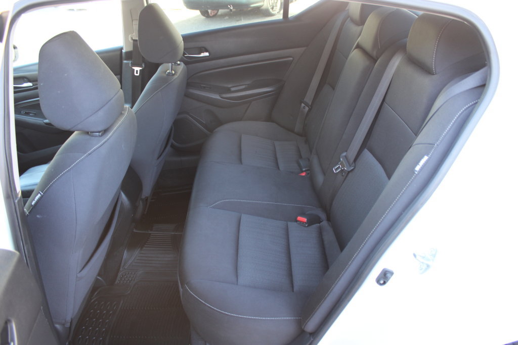 Used 2020 Nissan Altima 2.5 S FWD image 14