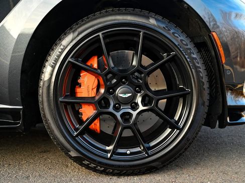 Used 2023 Aston Martin DBX 707 AWD/4WD image 10
