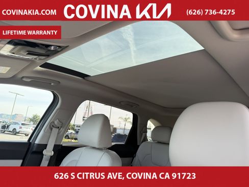 Certified 2024 Kia Sorento S w/ Panoramic Sunroof Package image 16