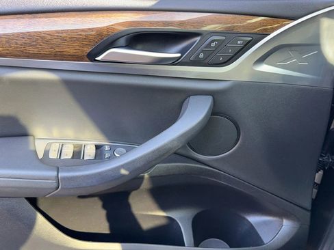 Used 2020 BMW X4 xDrive30i w/ Convenience Package image 19