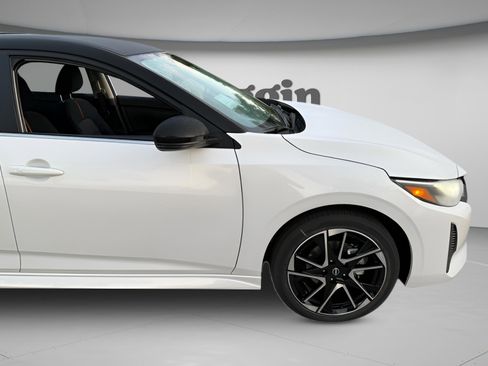 New 2025 Nissan Sentra SR image 23