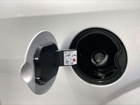 Used 2018 Ford F150 XL w/ Equipment Group 101A Mid AWD/4WD image 42