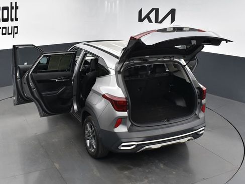Used 2021 Kia Seltos S image 31