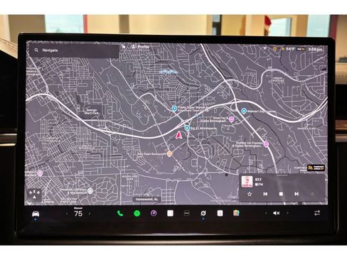 Used 2025 Tesla Model X image 29