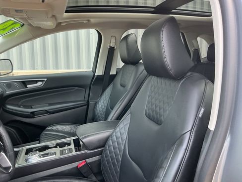 Used 2024 Ford Edge Titanium AWD/4WD image 9