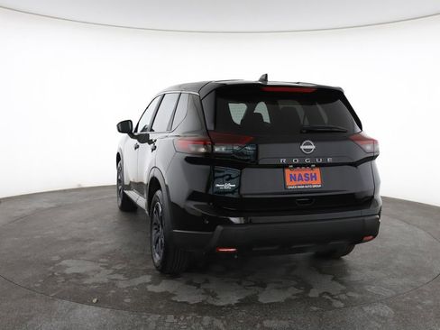 Used 2025 Nissan Rogue SV FWD image 10