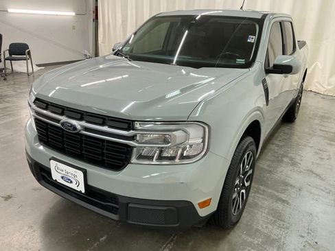 Used 2023 Ford Maverick Lariat FWD image 8