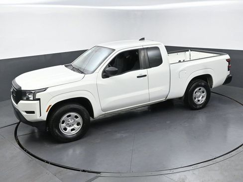 Used 2022 Nissan Frontier S image 39